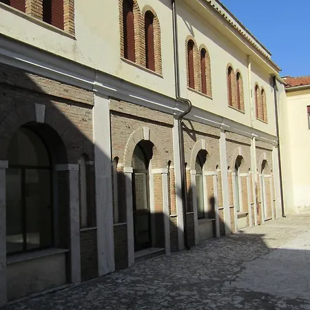 Monastero San Vincenzo - Casa Per Ferie Affittacamere